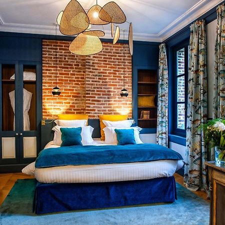 La Petite Folie Bed & Breakfast Онфльор Екстериор снимка