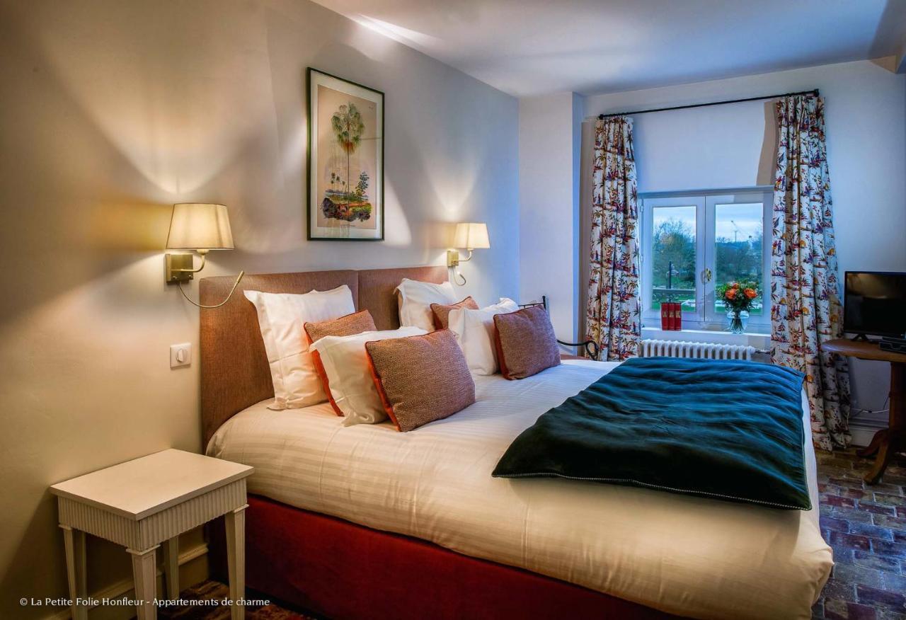 La Petite Folie Bed & Breakfast Онфльор Екстериор снимка