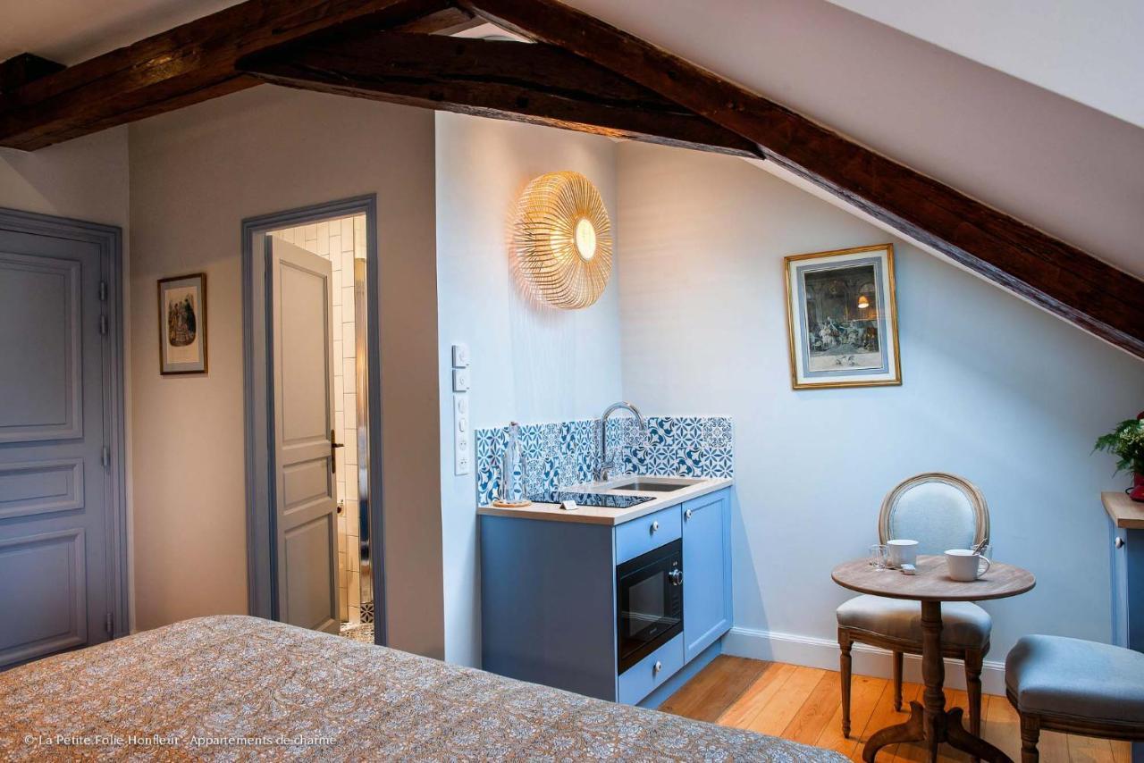 La Petite Folie Bed & Breakfast Онфльор Екстериор снимка